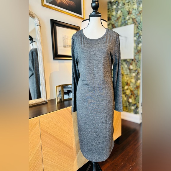 H&M Basics T-Shirt Dress Large - Picture 4 of 12